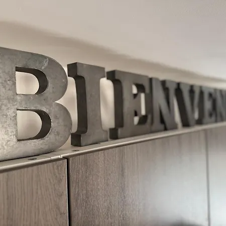 La Grange بيت للعطل